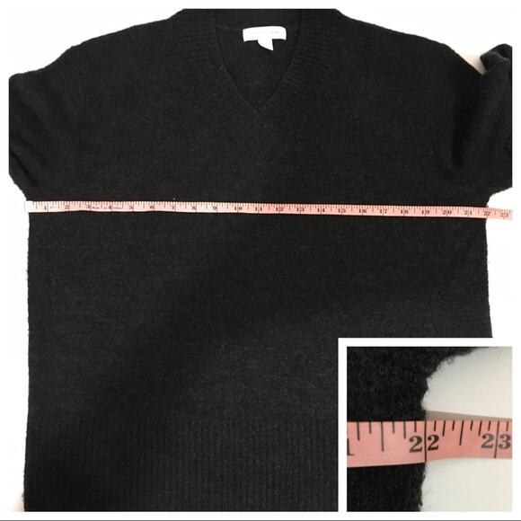 Treasure & Bond Cozy V-Neck Sweater - Charcoal - Medium - Picture 7 of 12